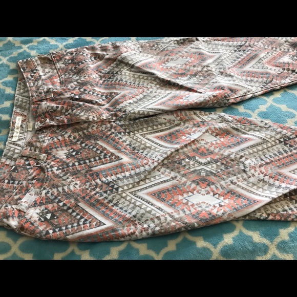 (DONATED) - Picture 5 of 8